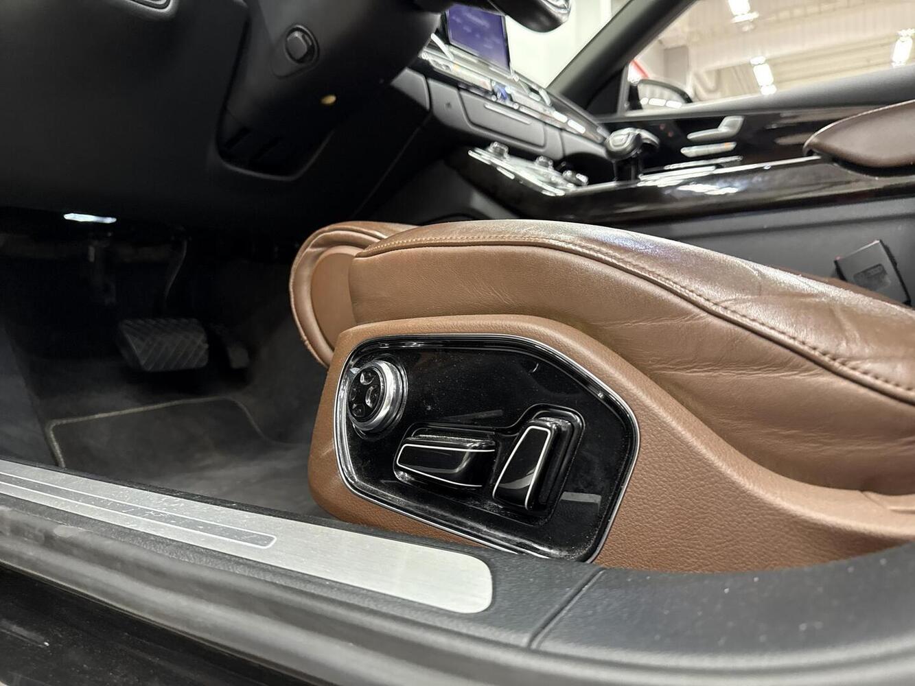 Audi A8 vaihtoauto
