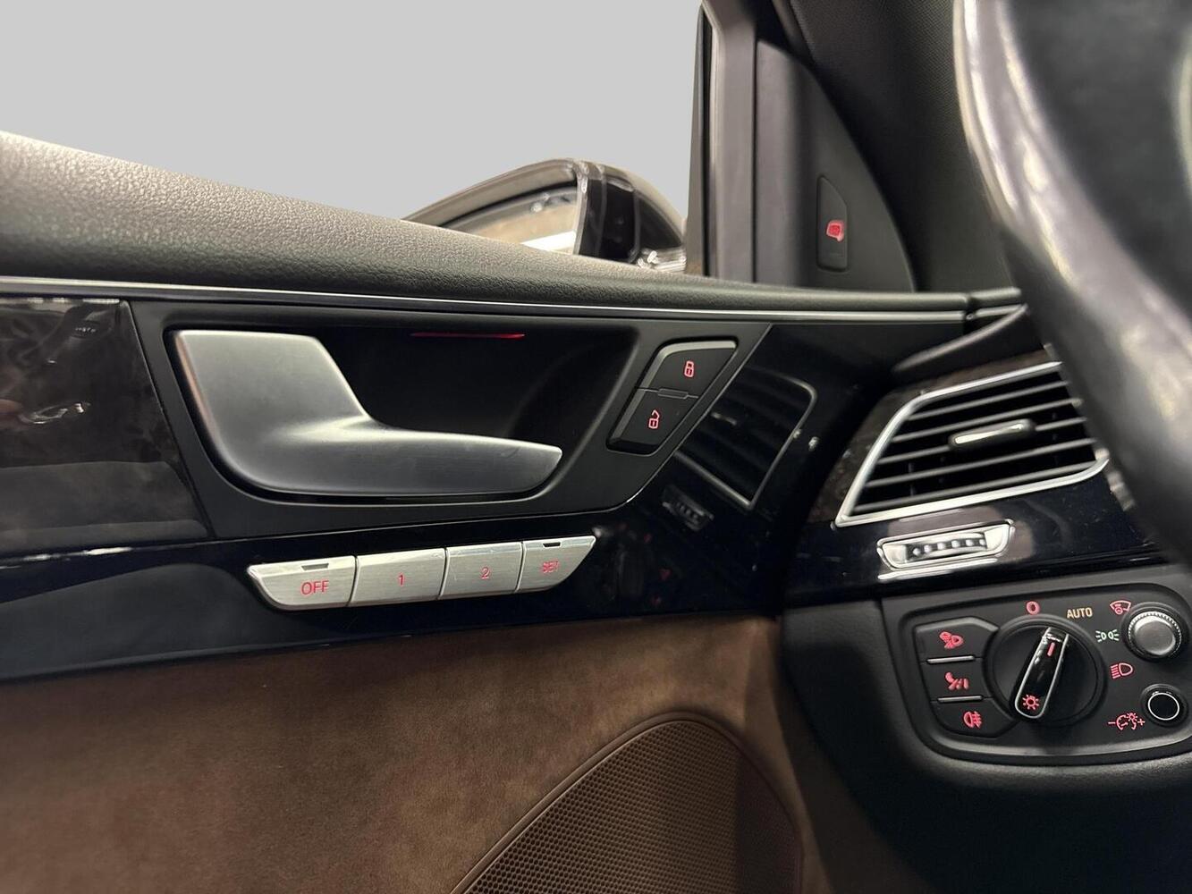 Audi A8 vaihtoauto