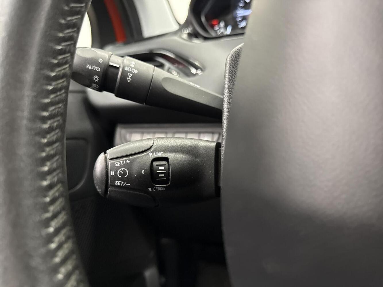 Peugeot 208 vaihtoauto