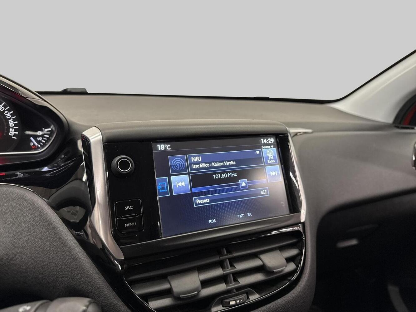 Peugeot 208 vaihtoauto