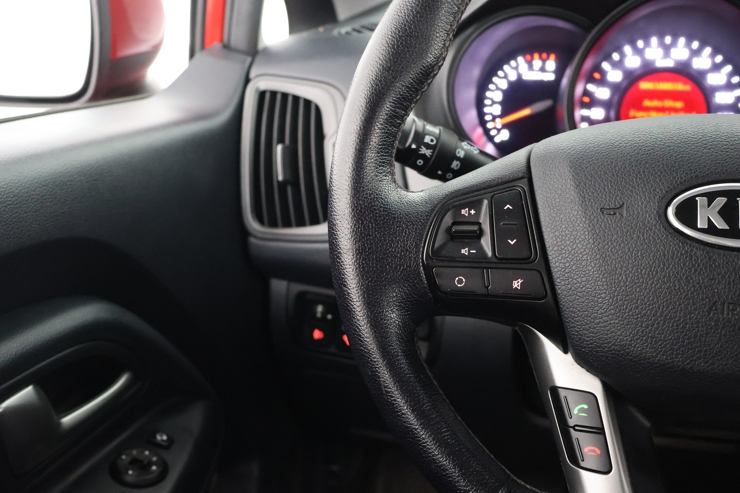 Kia Rio vaihtoauto