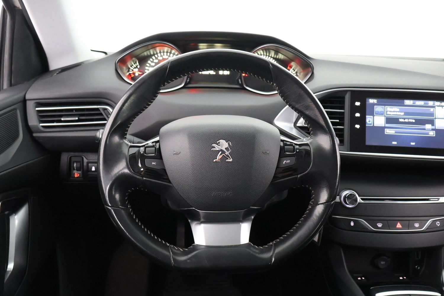 Peugeot 308 vaihtoauto