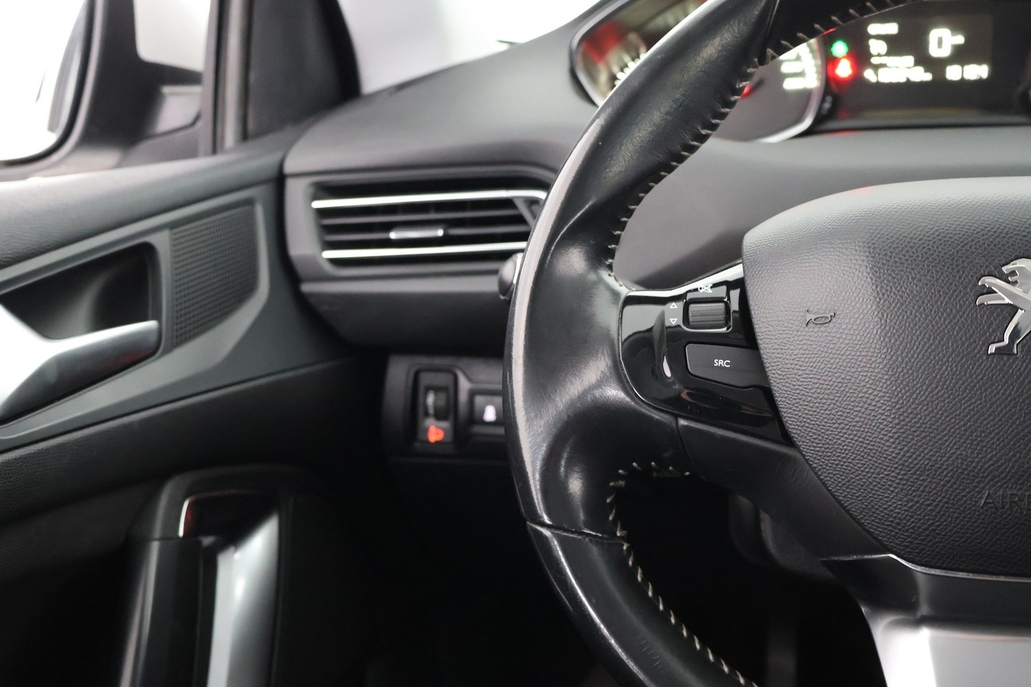 Peugeot 308 vaihtoauto