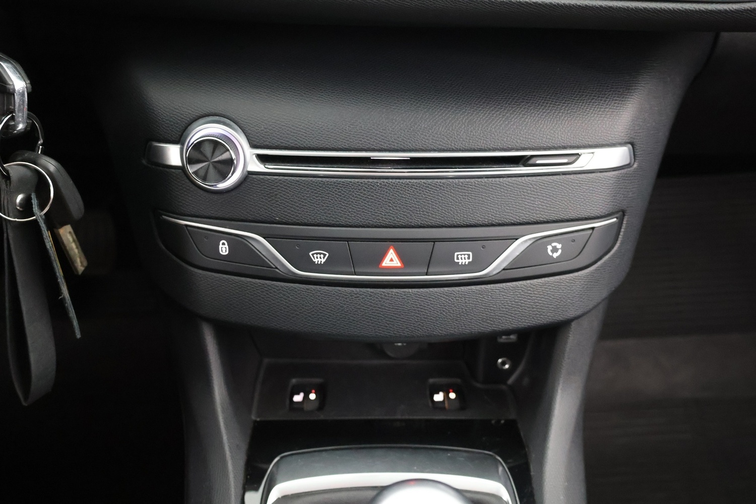 Peugeot 308 vaihtoauto