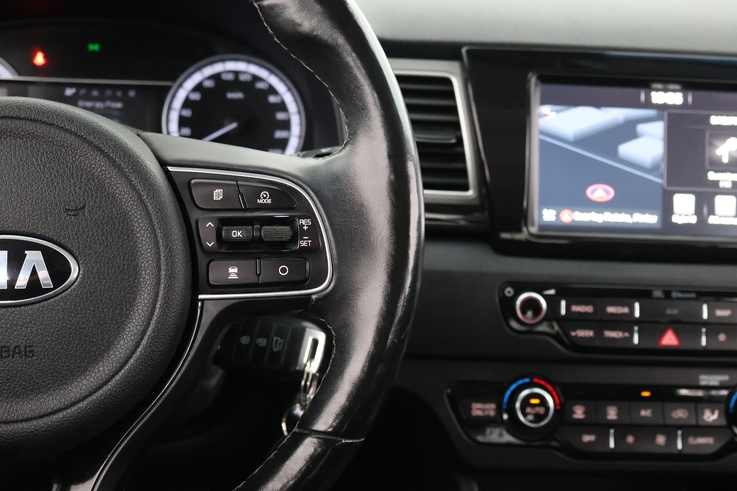 Kia Niro vaihtoauto