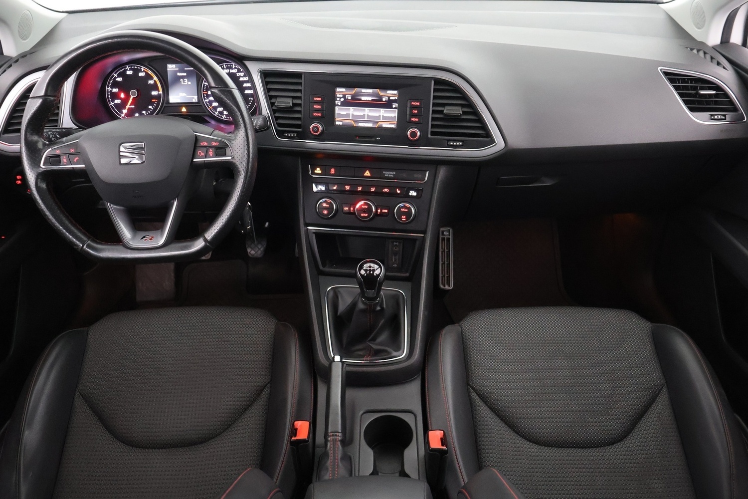 SEAT Leon ST vaihtoauto