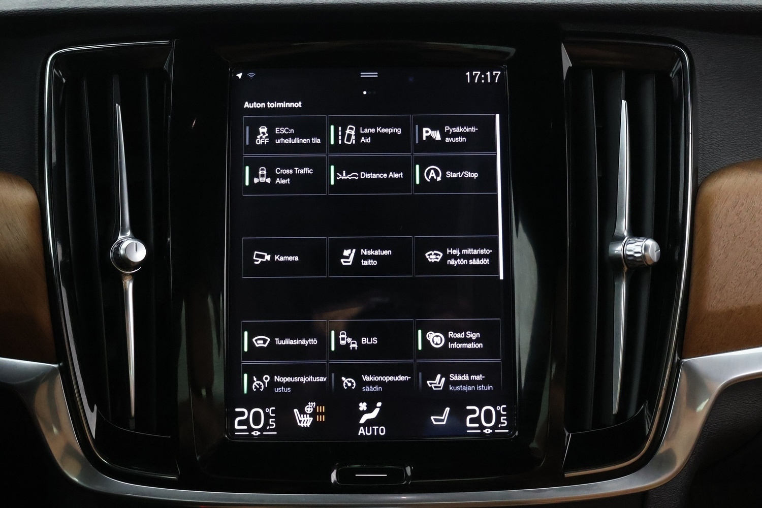 Volvo S90 vaihtoauto