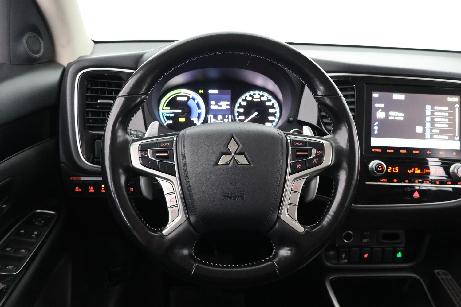 Mitsubishi Outlander PHEV vaihtoauto