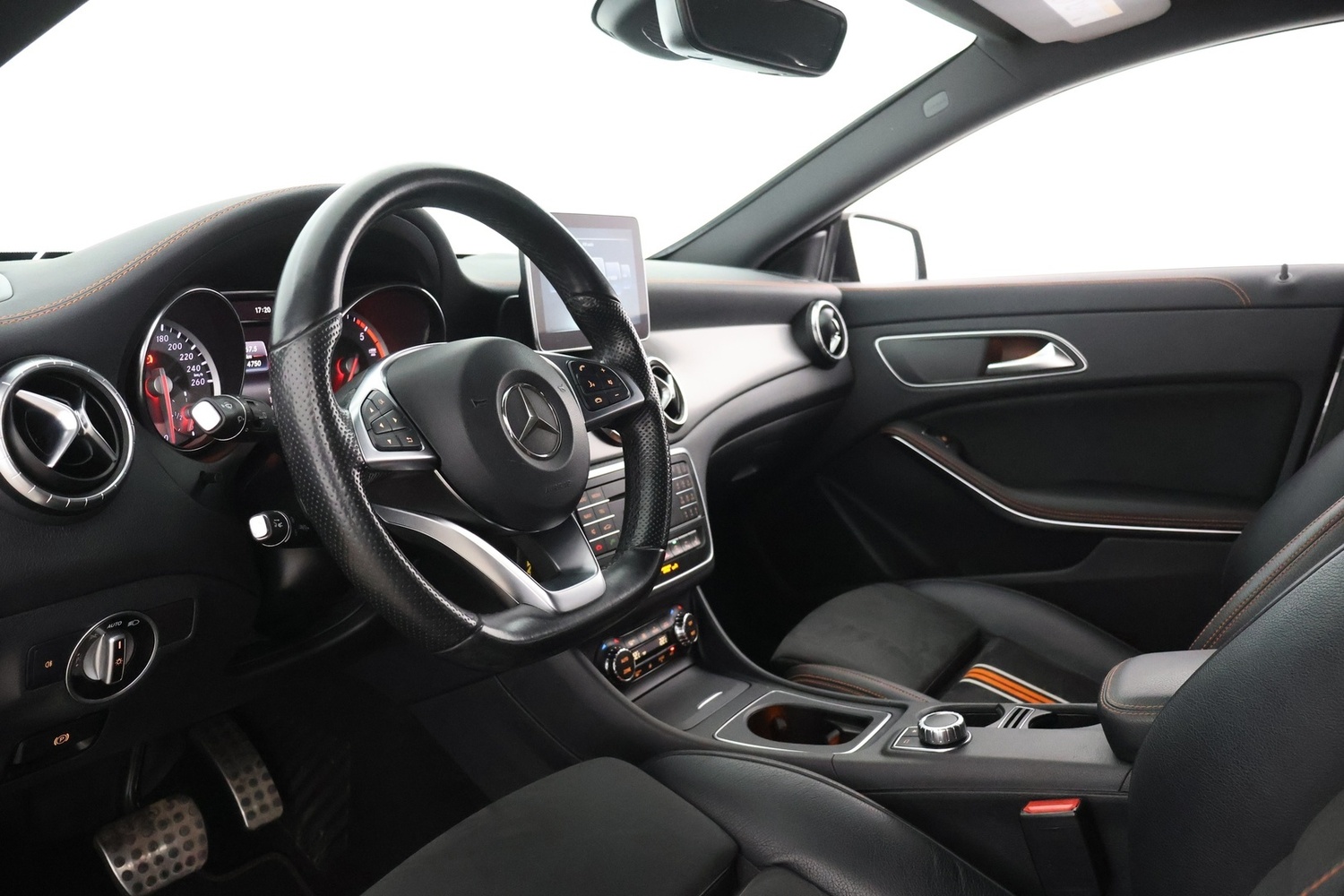 Mercedes-Benz CLA-sarja vaihtoauto
