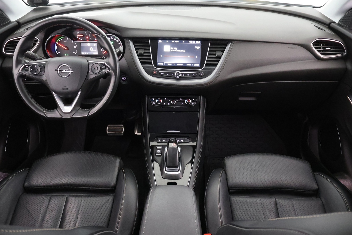 Opel Grandland X vaihtoauto