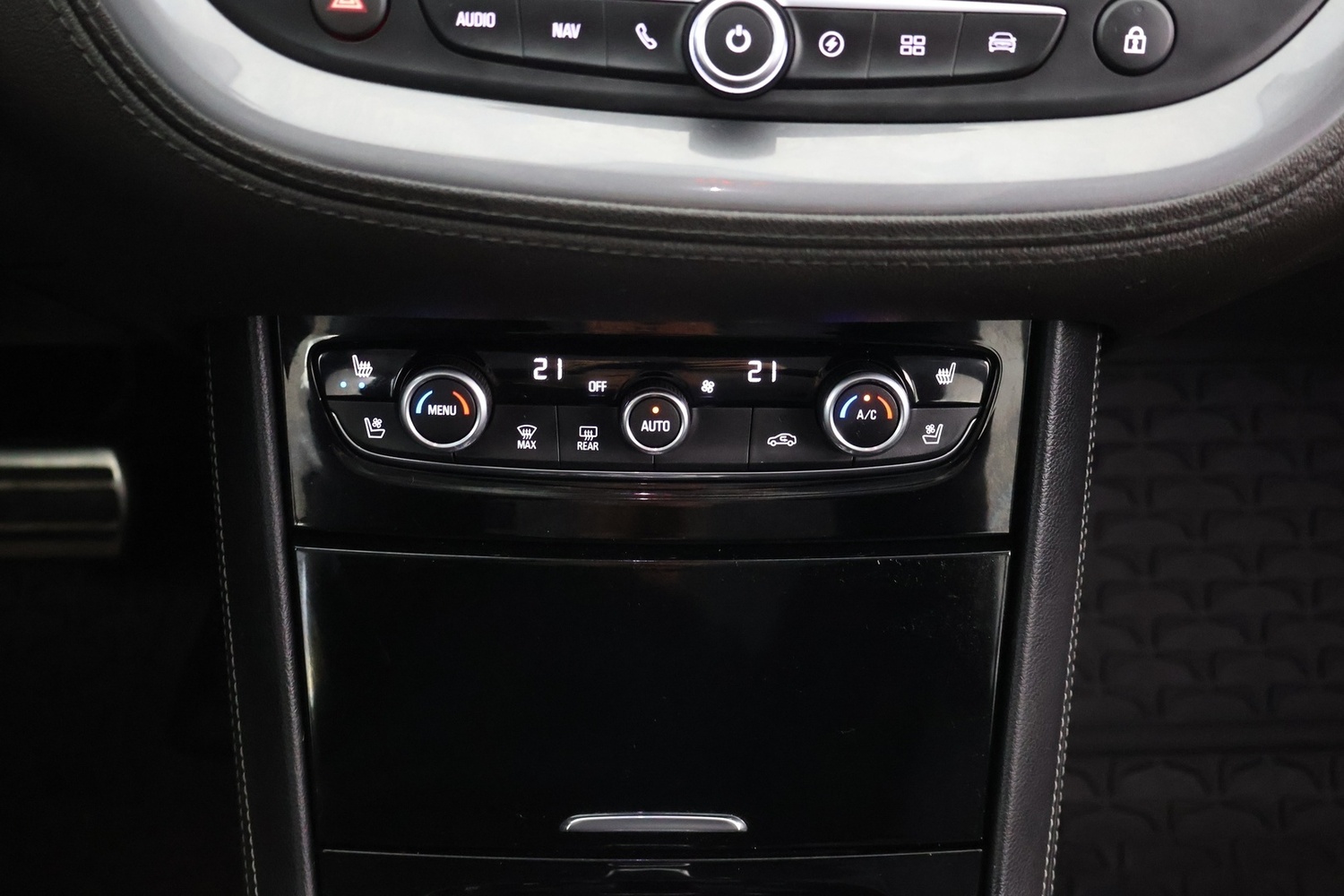 Opel Grandland X vaihtoauto