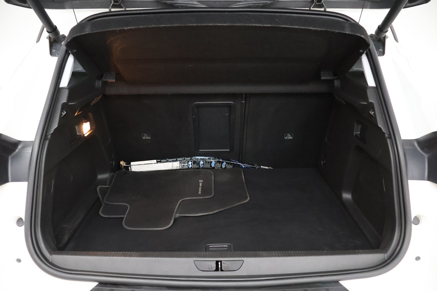 Opel Grandland X vaihtoauto