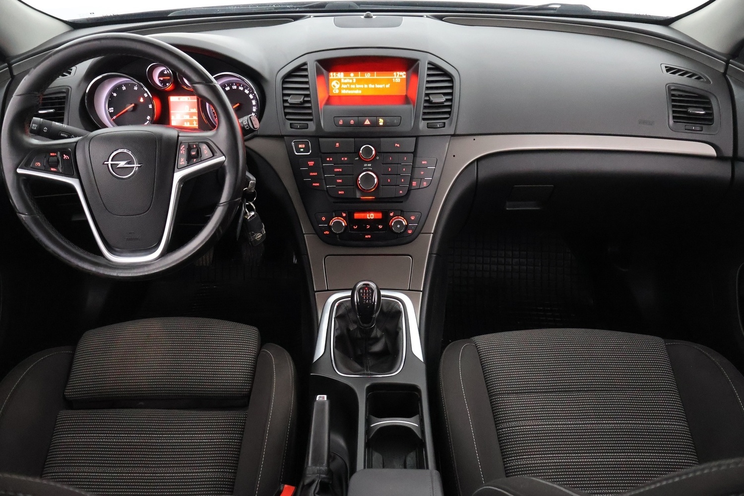 Opel Insignia vaihtoauto