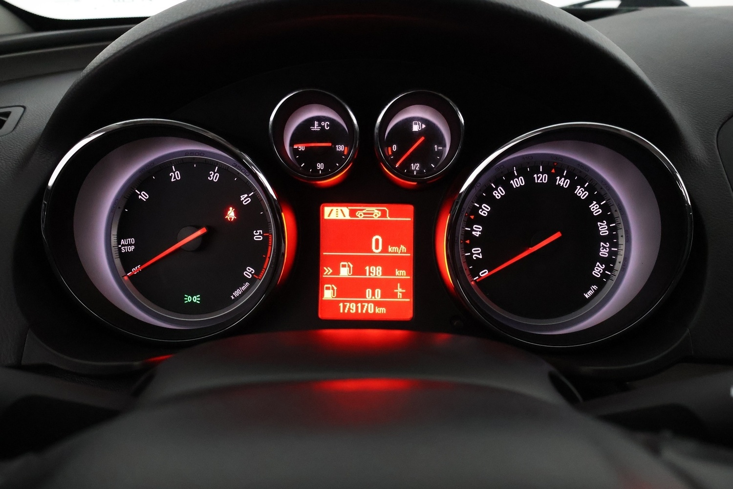 Opel Insignia vaihtoauto
