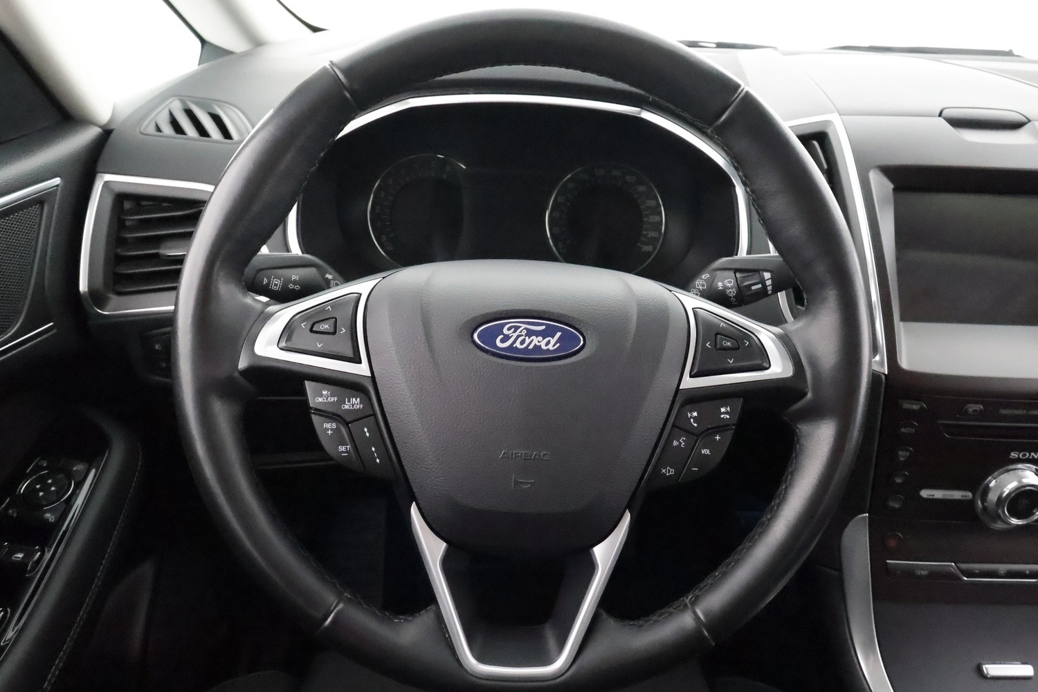 Ford S-MAX vaihtoauto