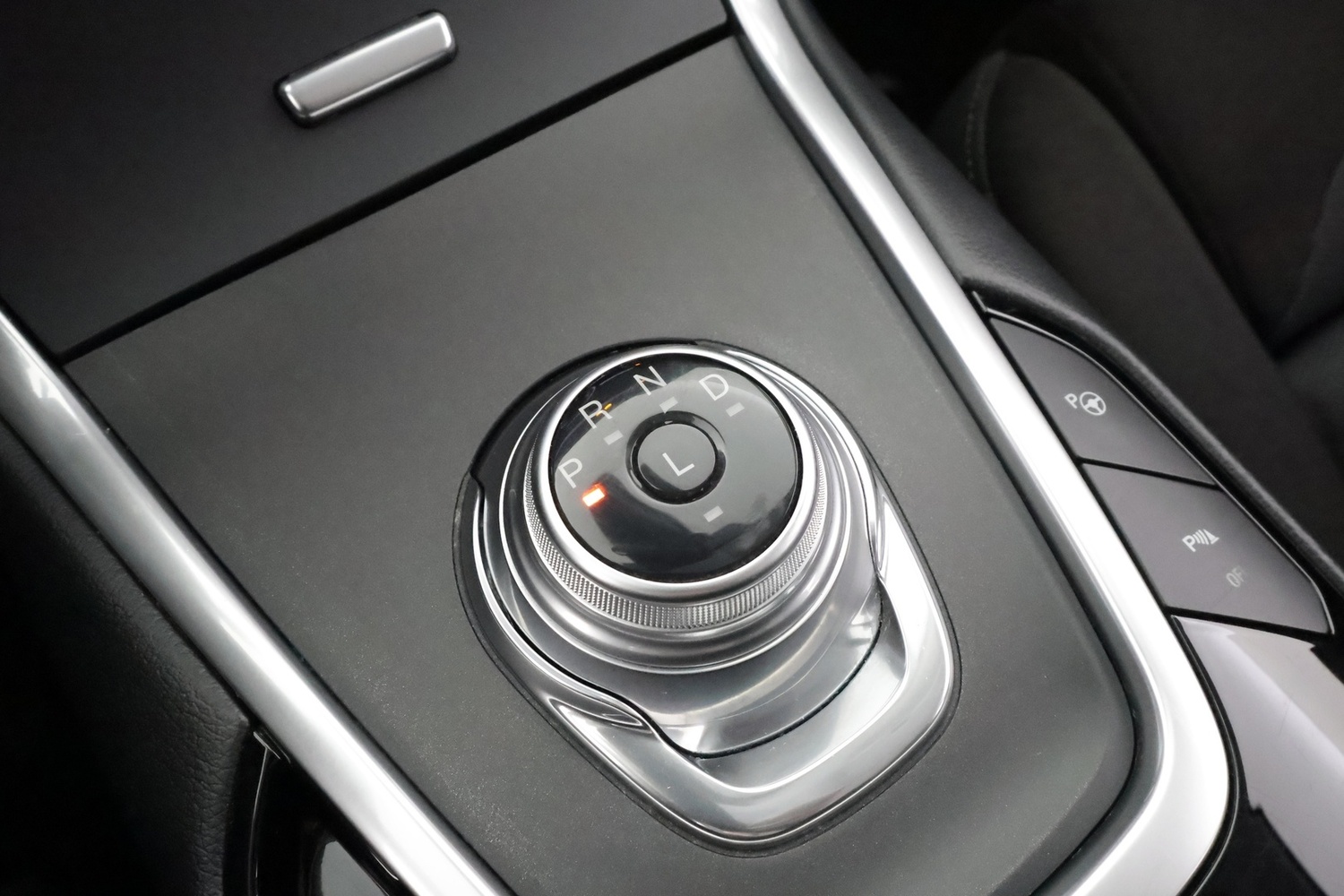 Ford S-MAX vaihtoauto