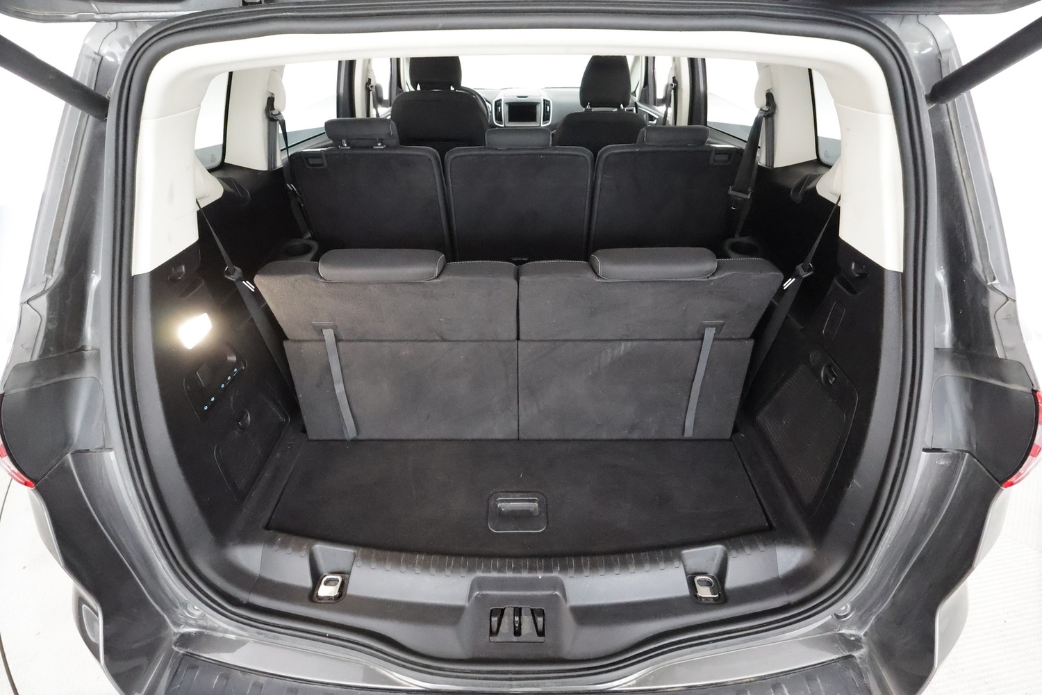 Ford S-MAX vaihtoauto