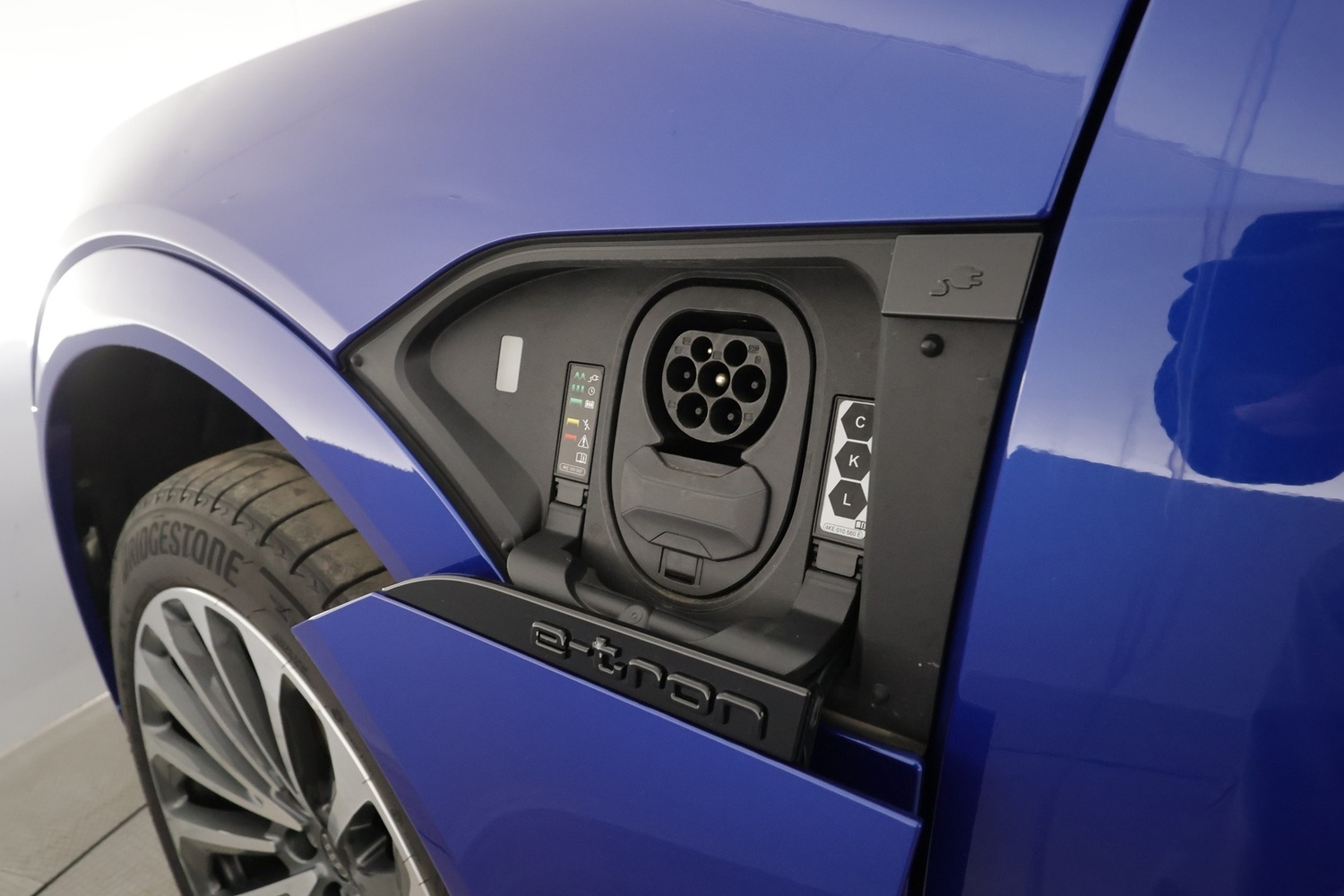 Audi Q8 e-tron vaihtoauto