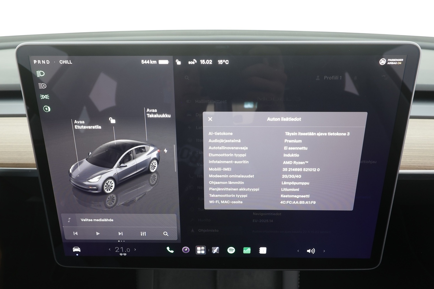 Tesla Model 3 vaihtoauto