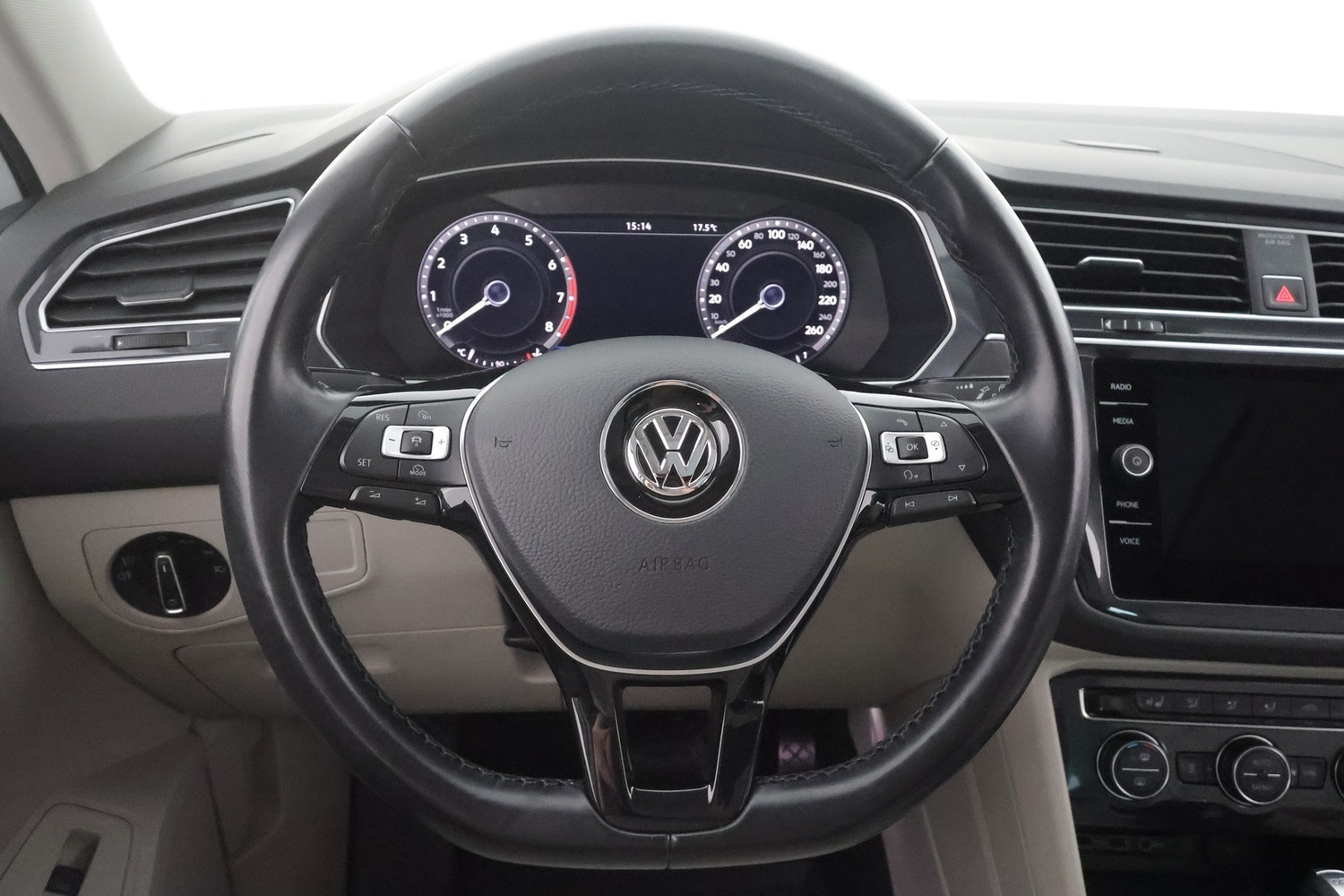 Volkswagen Tiguan vaihtoauto
