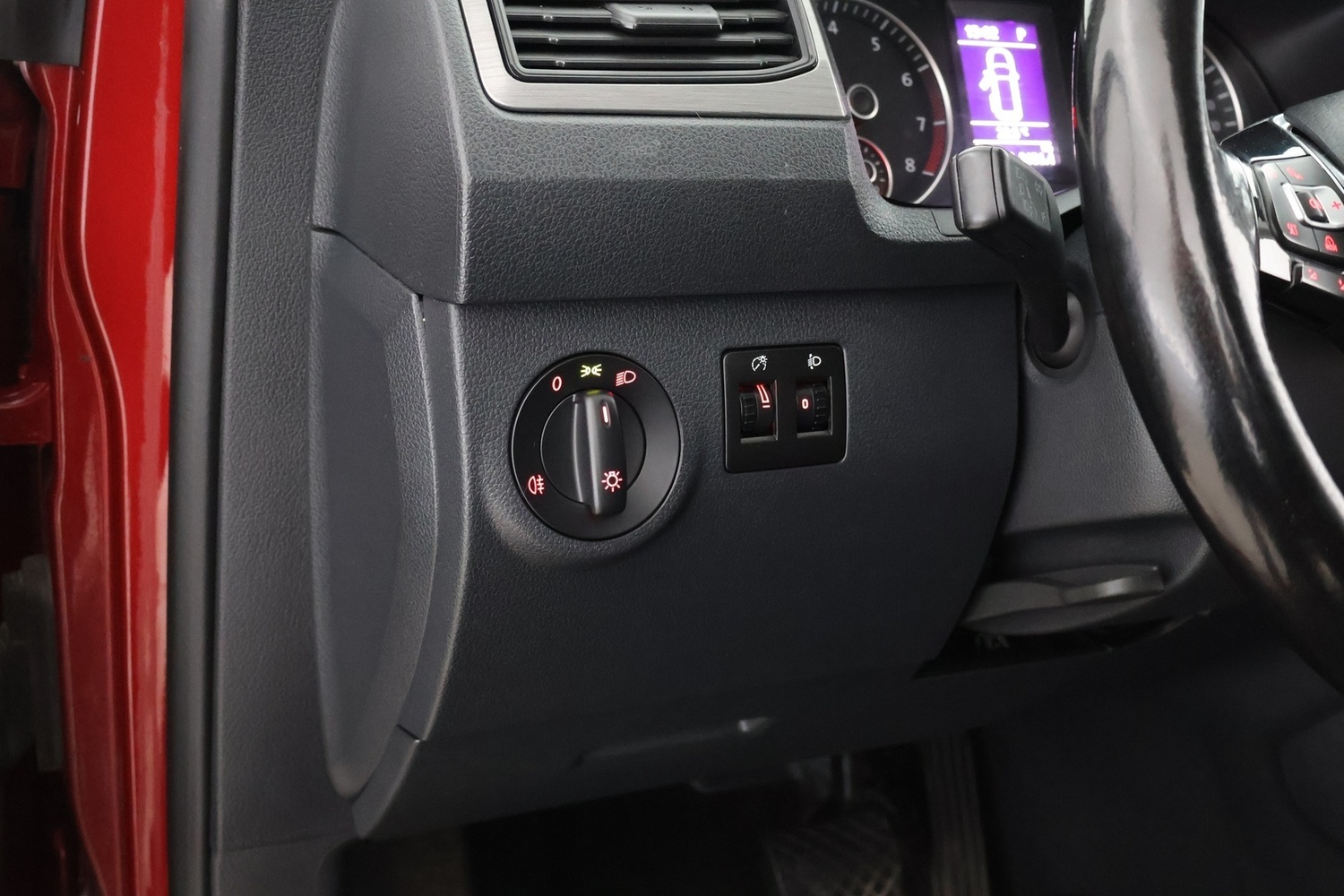 Volkswagen Caddy Maxi vaihtoauto