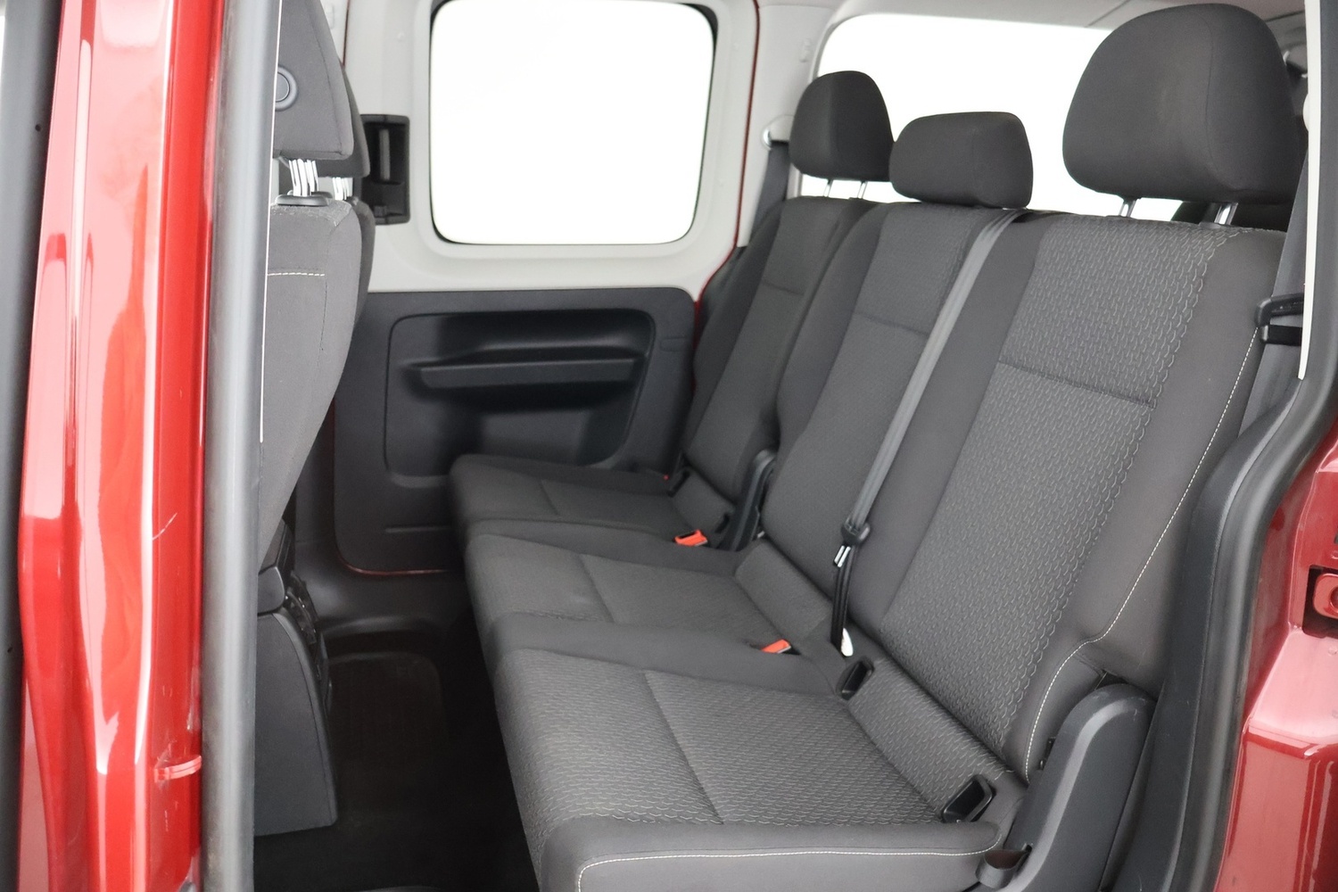 Volkswagen Caddy Maxi vaihtoauto