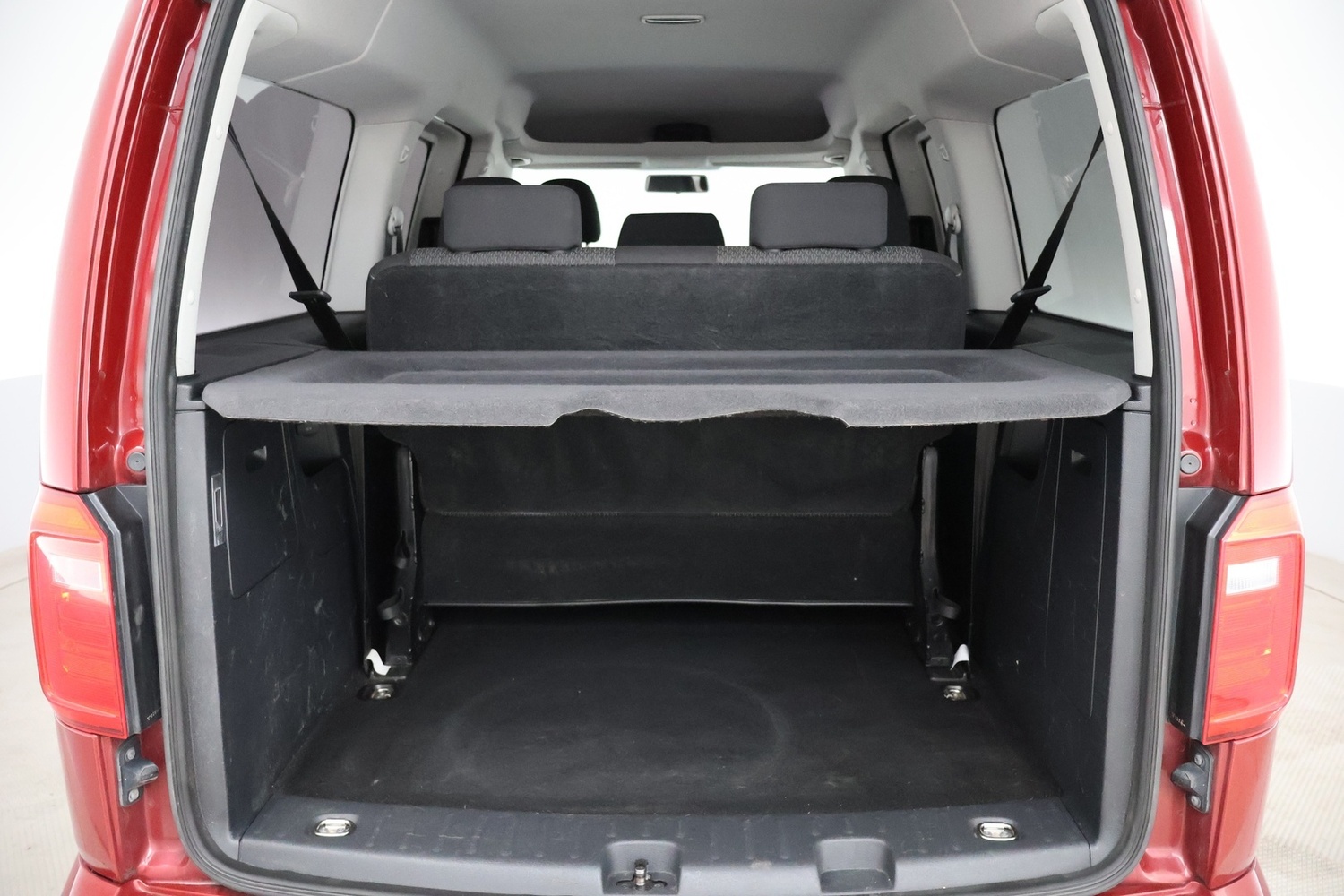 Volkswagen Caddy Maxi vaihtoauto