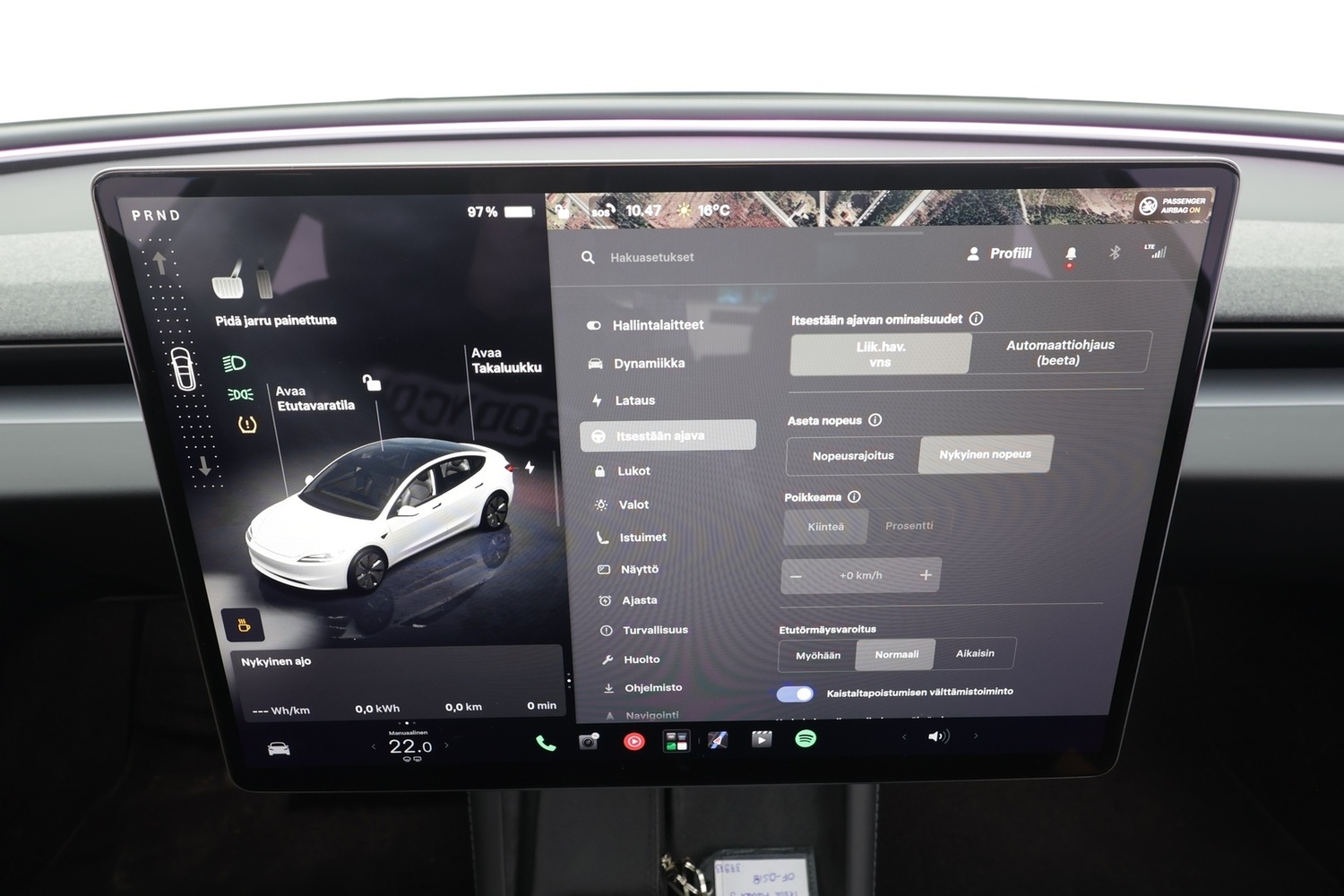 Tesla Model 3 vaihtoauto