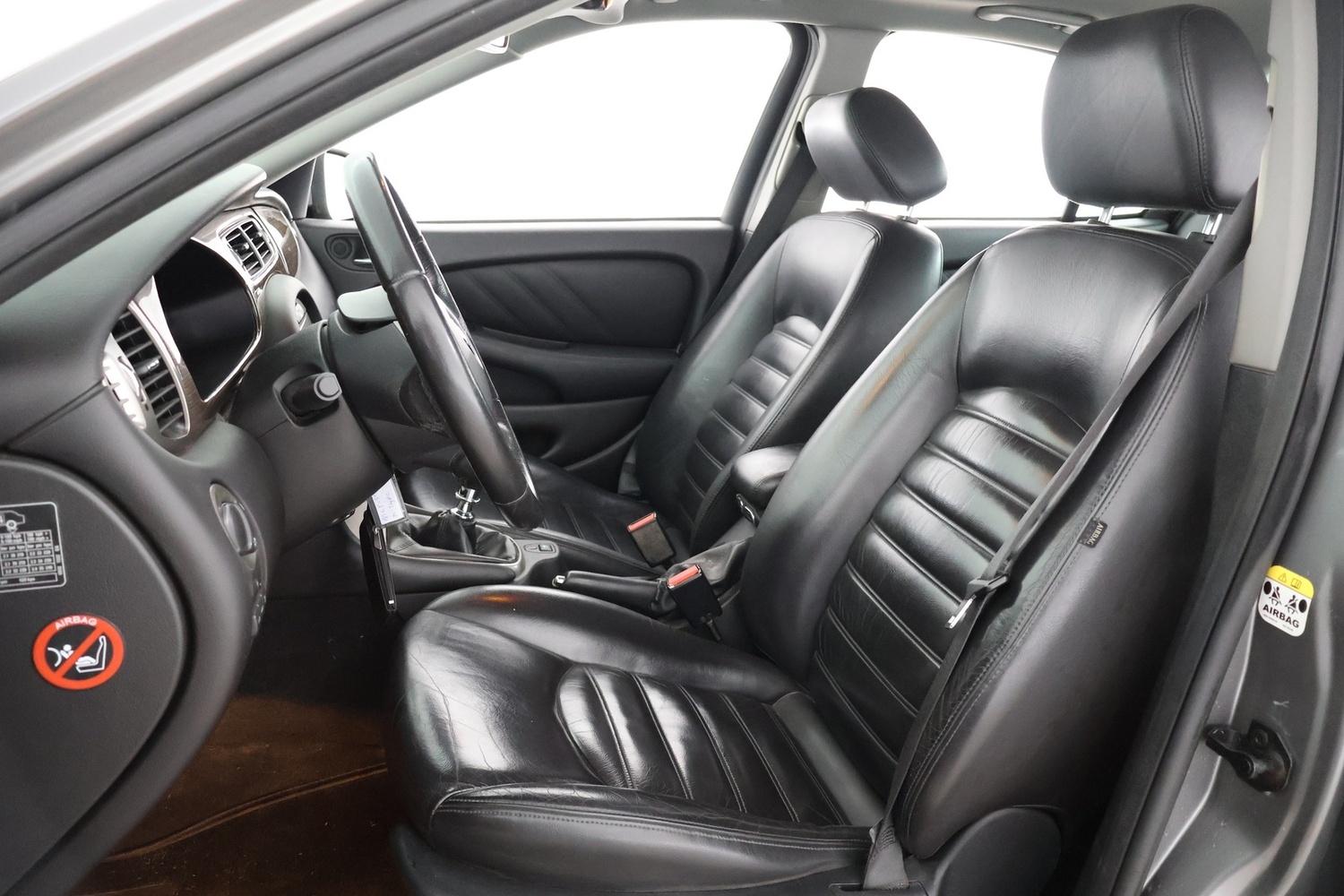 Jaguar X-Type vaihtoauto