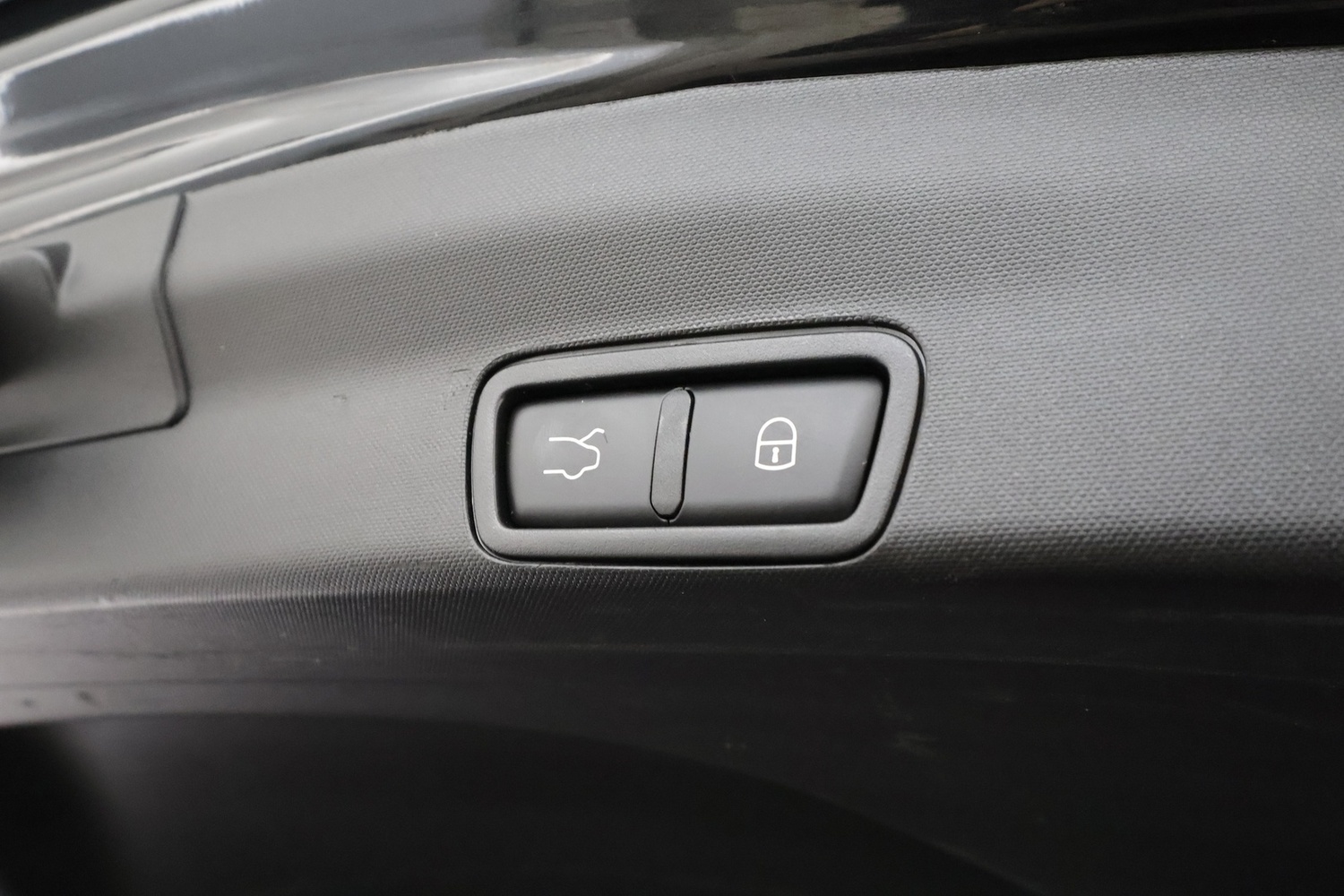 Alfa Romeo Stelvio vaihtoauto