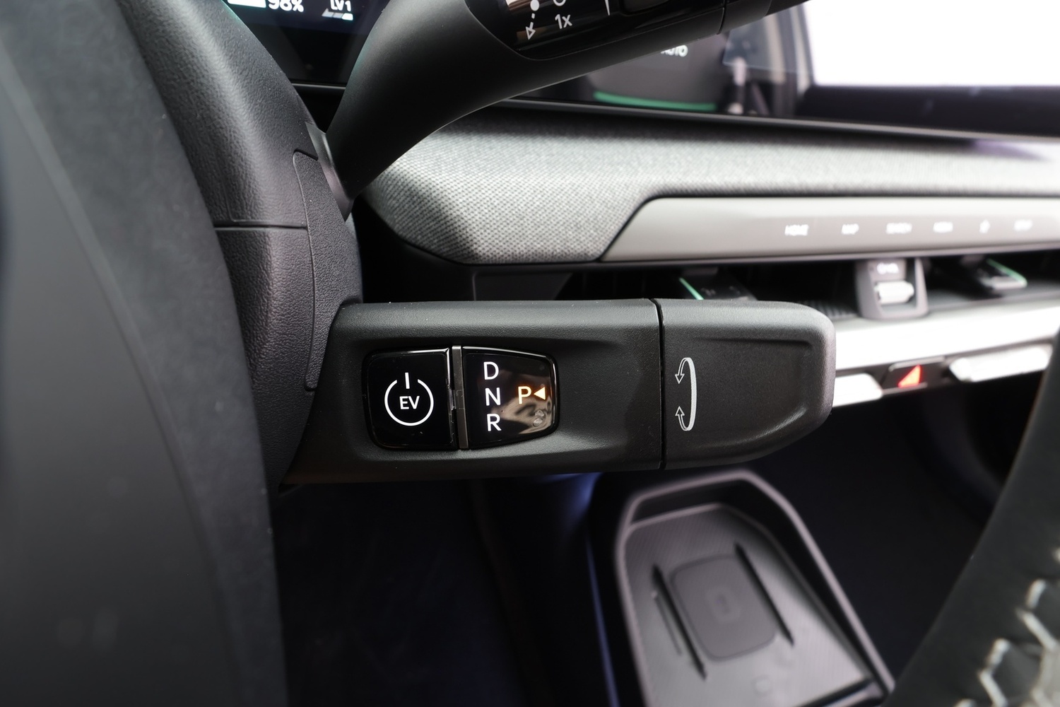 Kia EV4 vaihtoauto