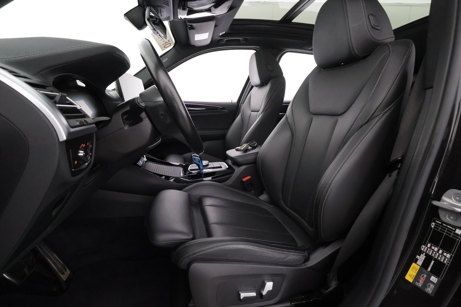 BMW iX3 vaihtoauto