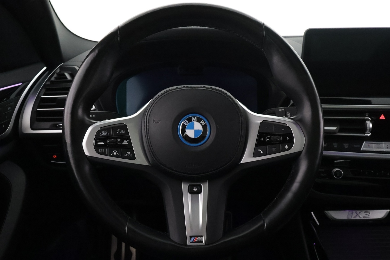 BMW iX3 vaihtoauto