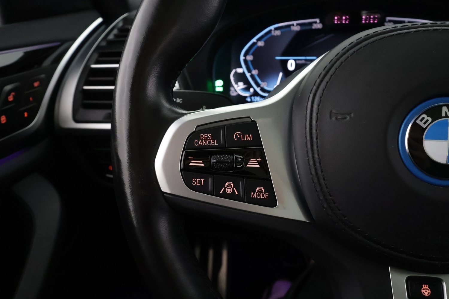 BMW iX3 vaihtoauto