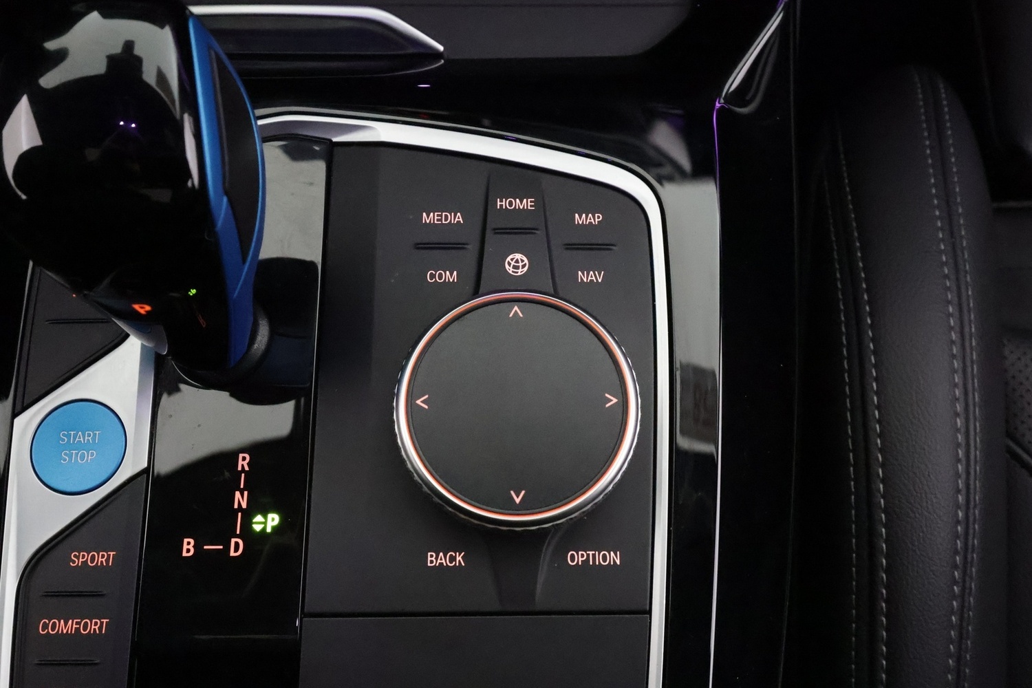BMW iX3 vaihtoauto