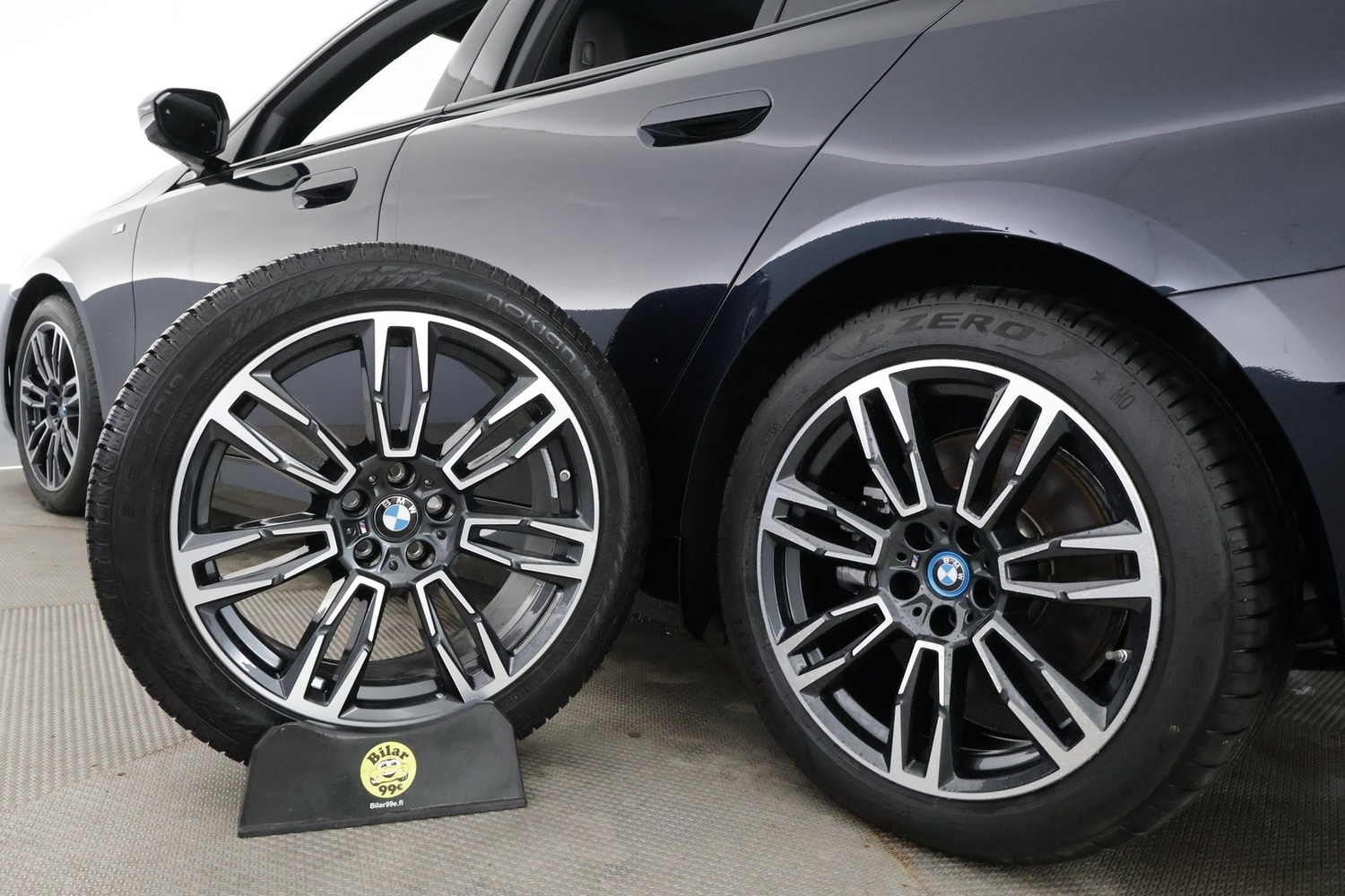 BMW i5 vaihtoauto