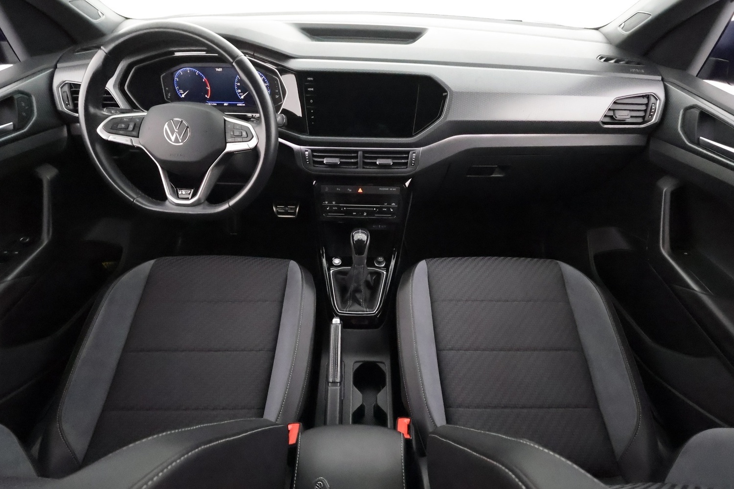 Volkswagen T-Cross vaihtoauto