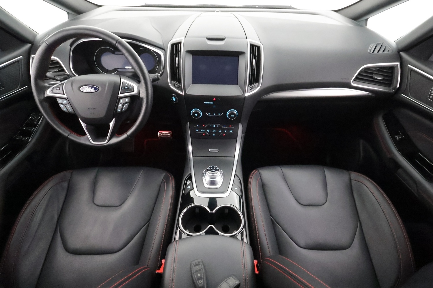 Ford S-MAX vaihtoauto