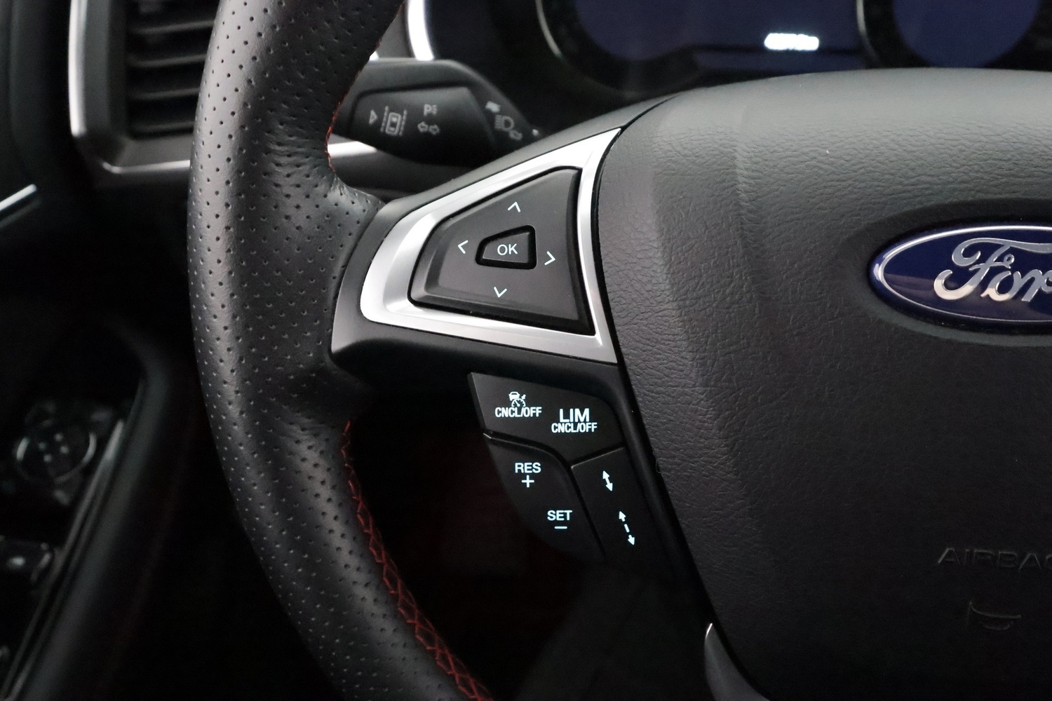 Ford S-MAX vaihtoauto
