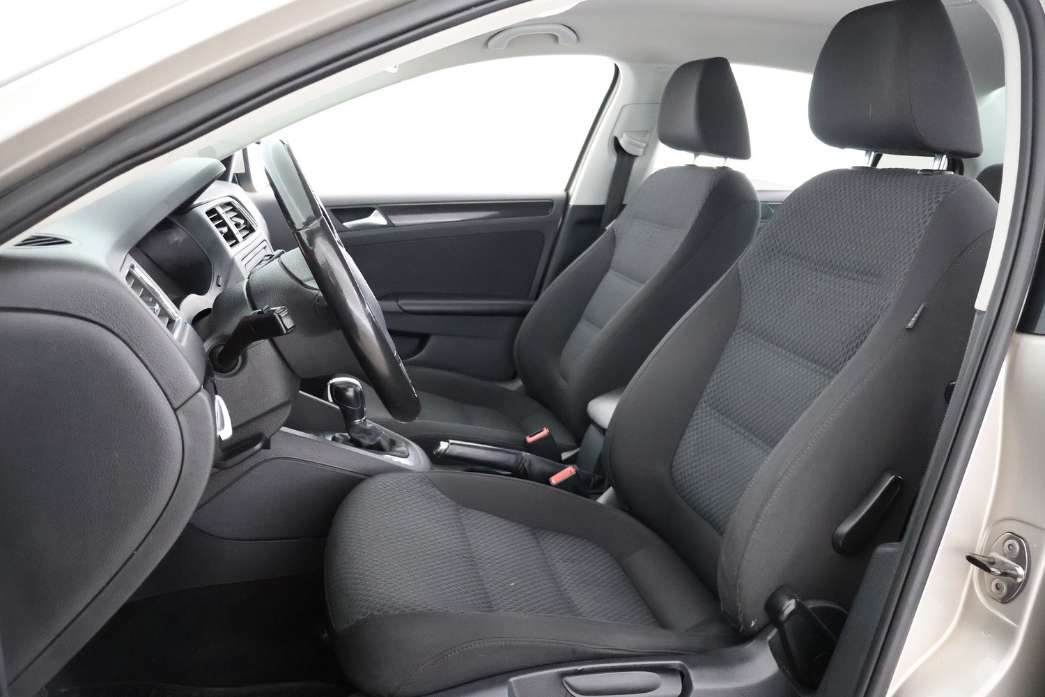 Volkswagen Jetta vaihtoauto