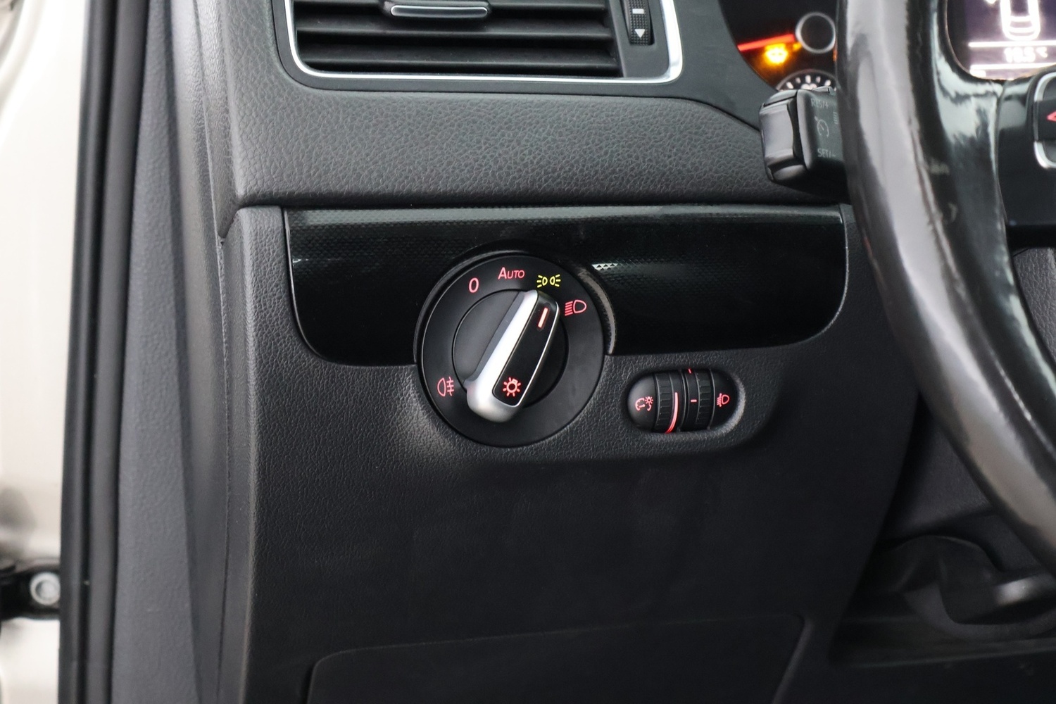 Volkswagen Jetta vaihtoauto