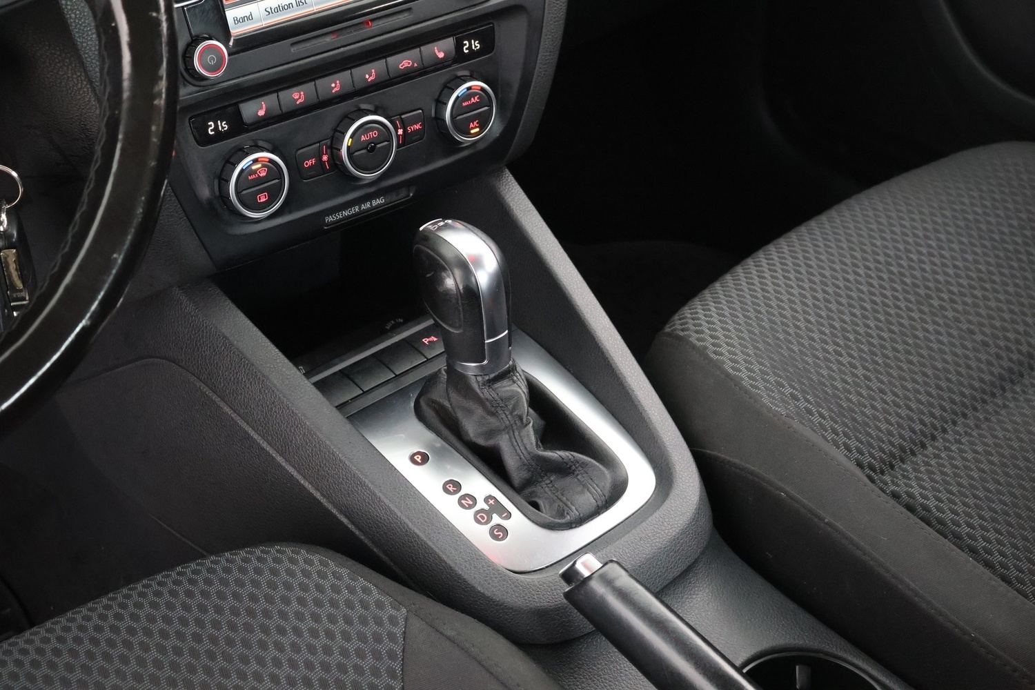Volkswagen Jetta vaihtoauto