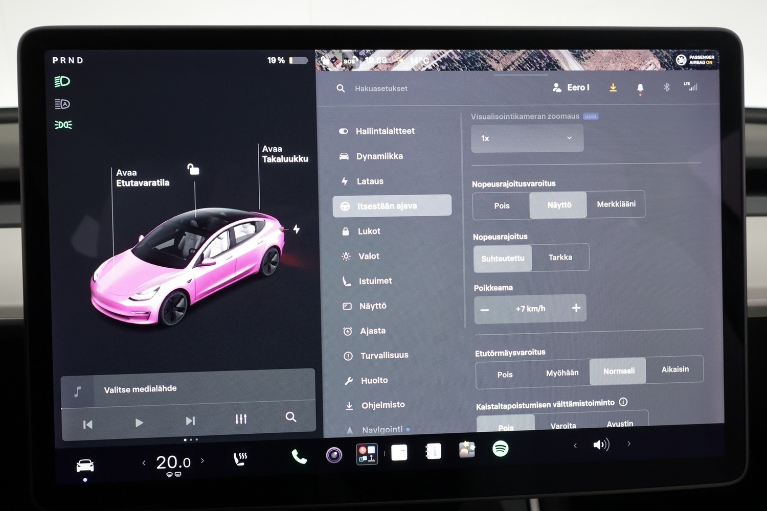 Tesla Model 3 vaihtoauto
