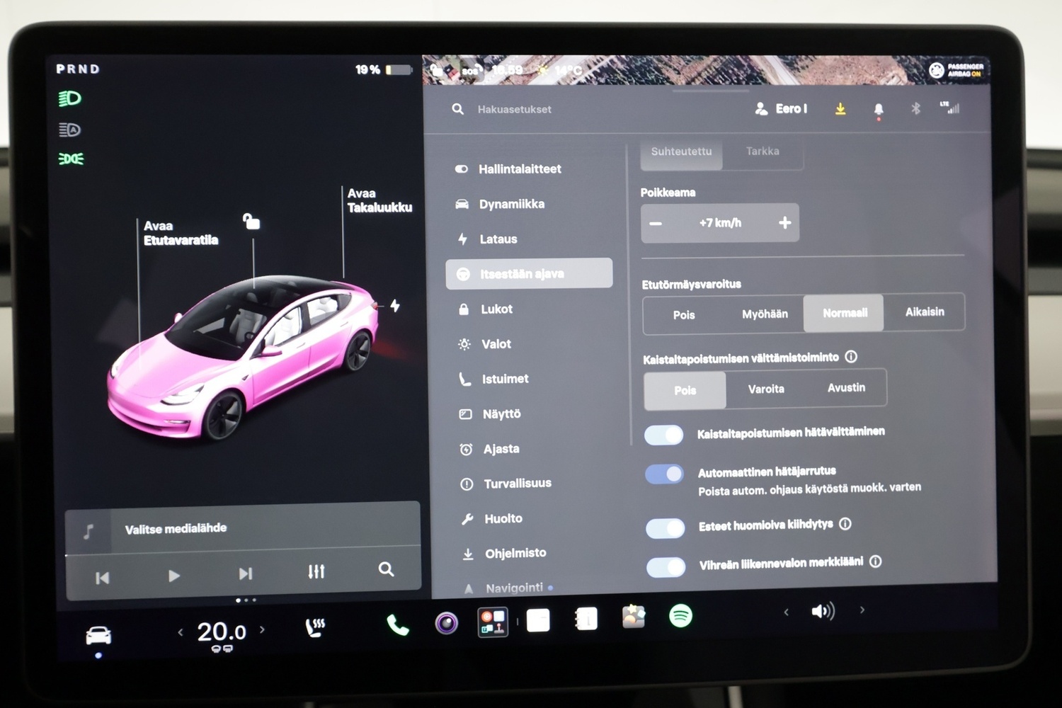 Tesla Model 3 vaihtoauto
