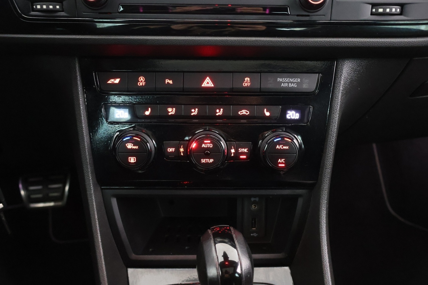 SEAT Leon vaihtoauto
