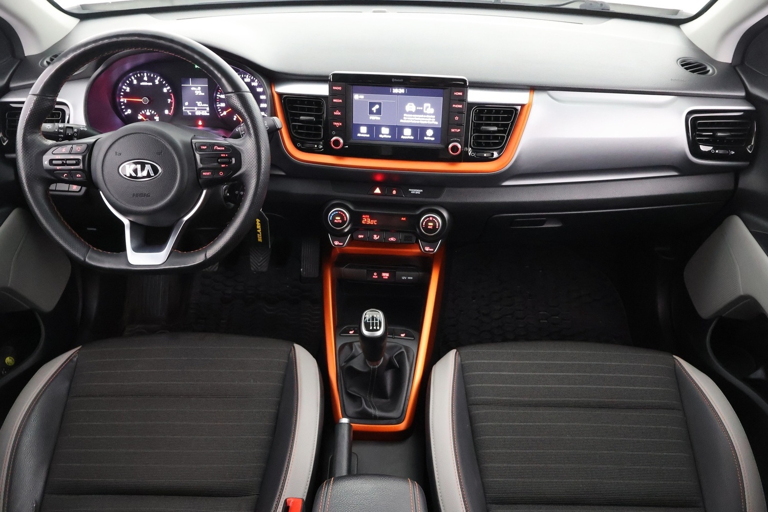 Kia Stonic vaihtoauto