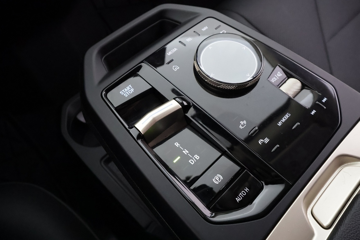 BMW iX vaihtoauto