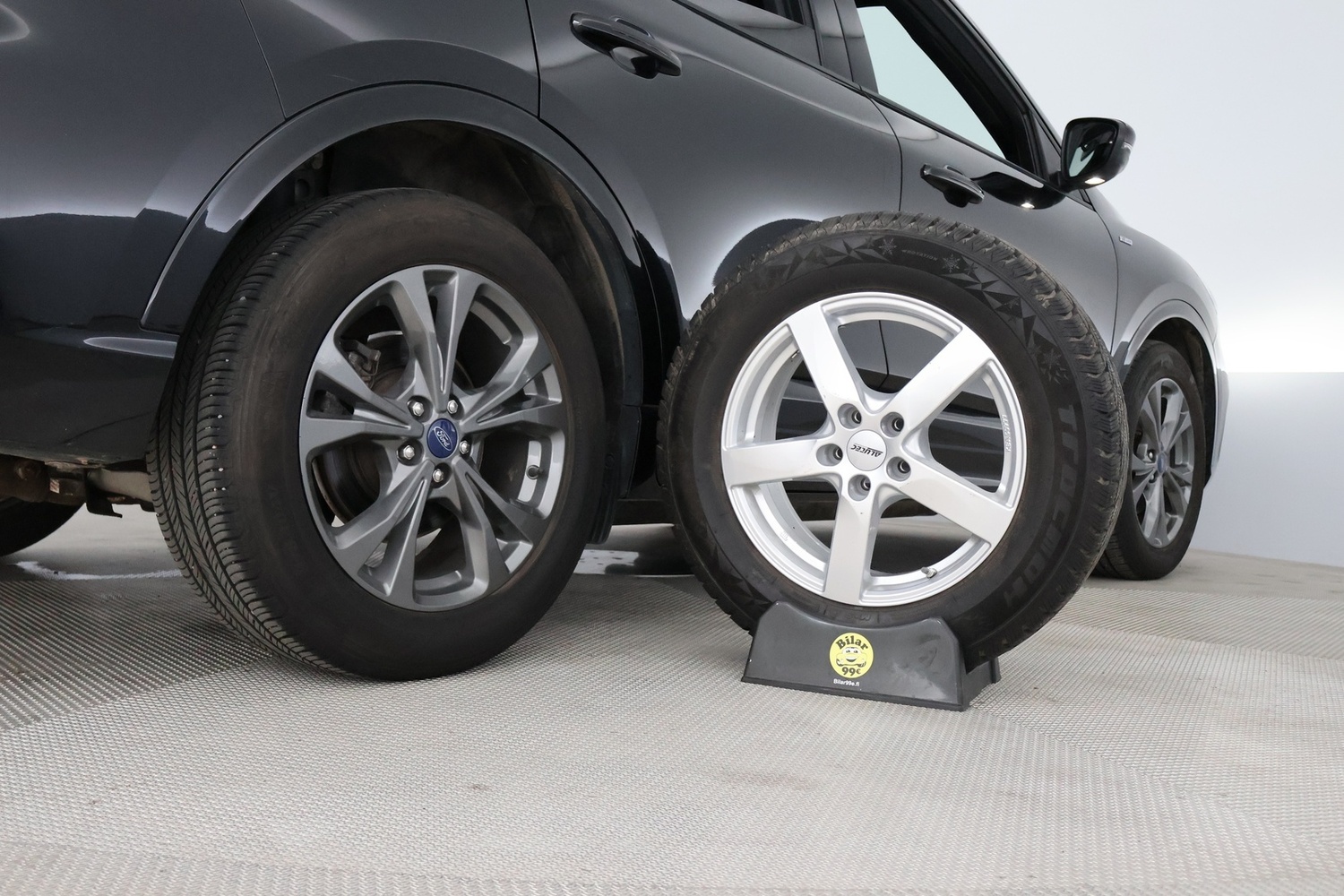 Ford Kuga vaihtoauto