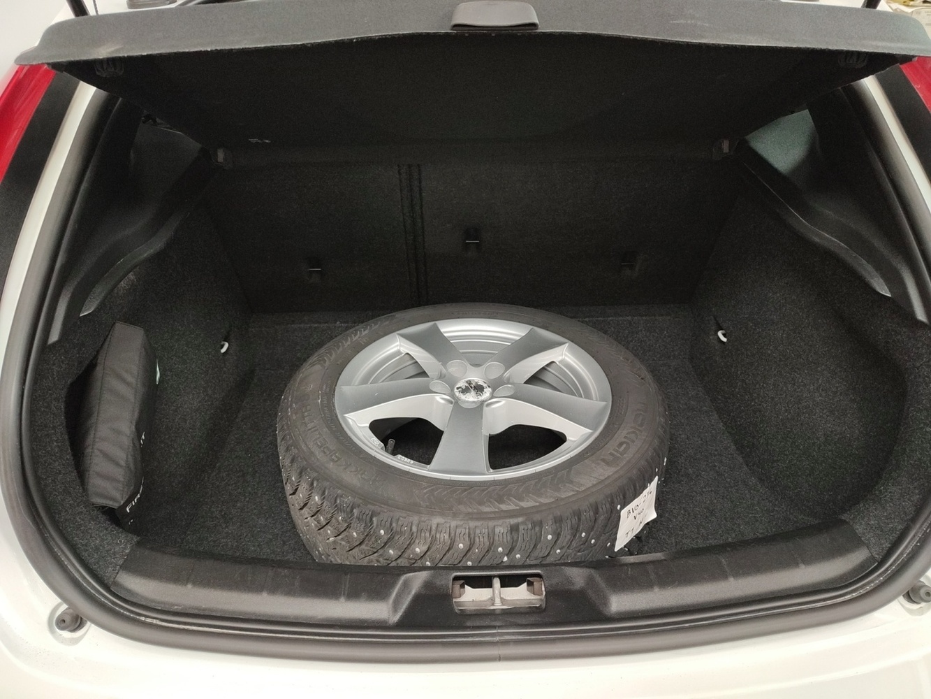 Volvo V40 vaihtoauto
