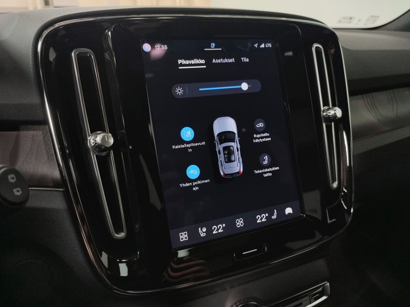 Volvo XC40 vaihtoauto